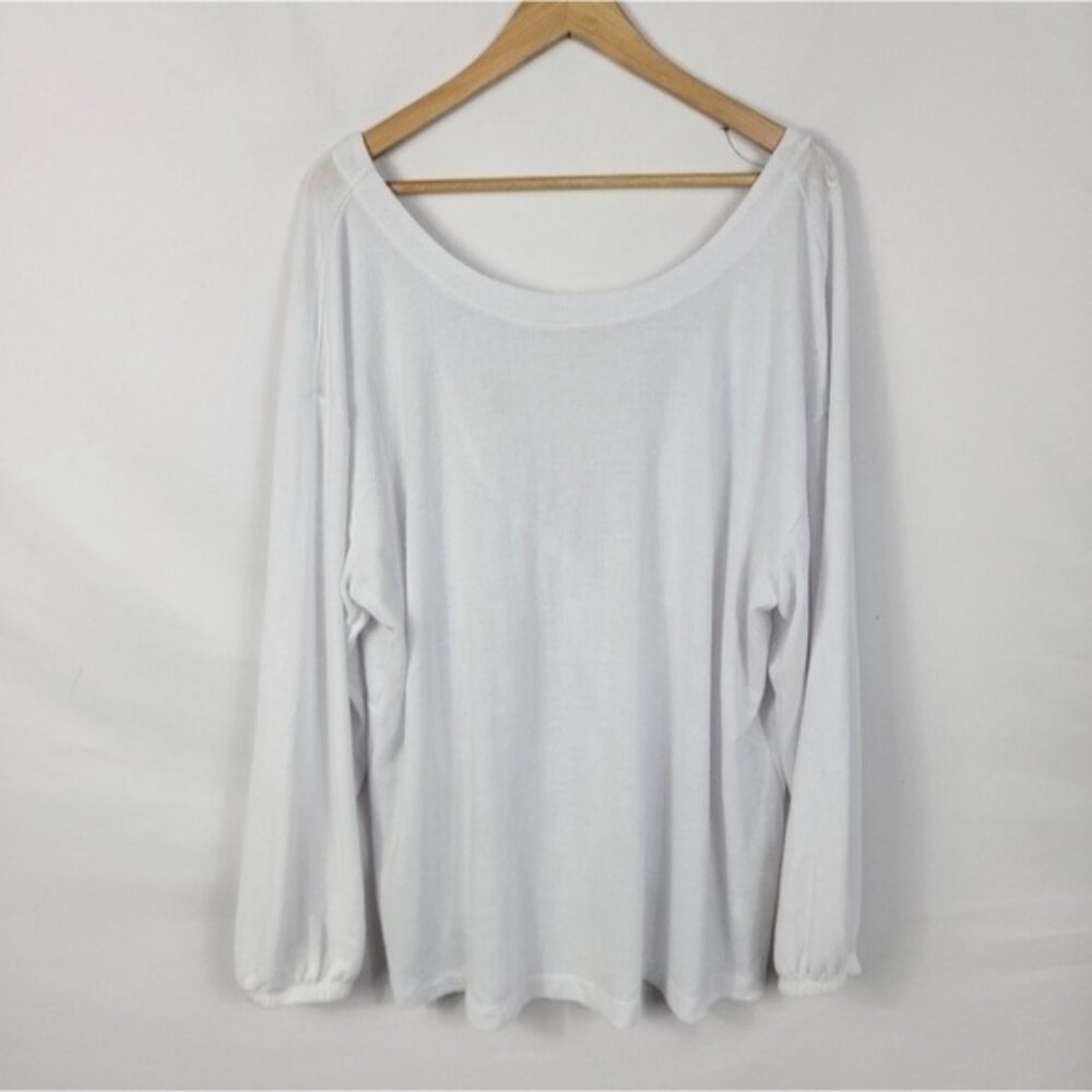 Women's size 18/20 Eloquii top